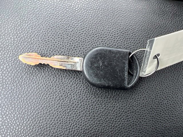 Used 2010 Ford Focus SE FWD image 32