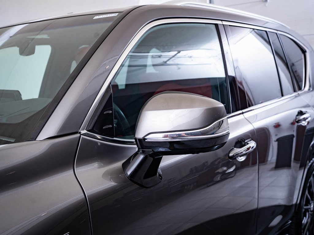 Used 2022 Lexus LX 600 F Sport image 17