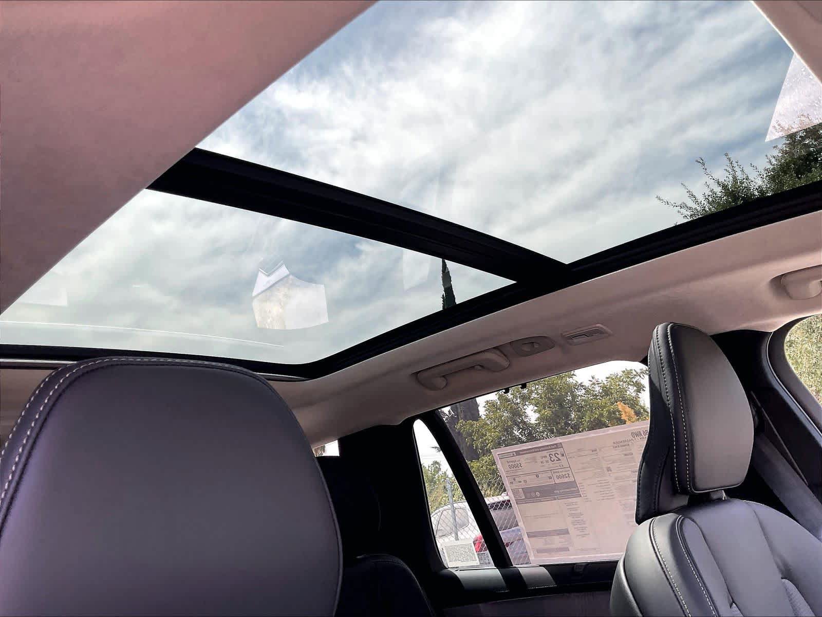 New 2027 Volvo XC90 B6 Ultra AWD/4WD image 29