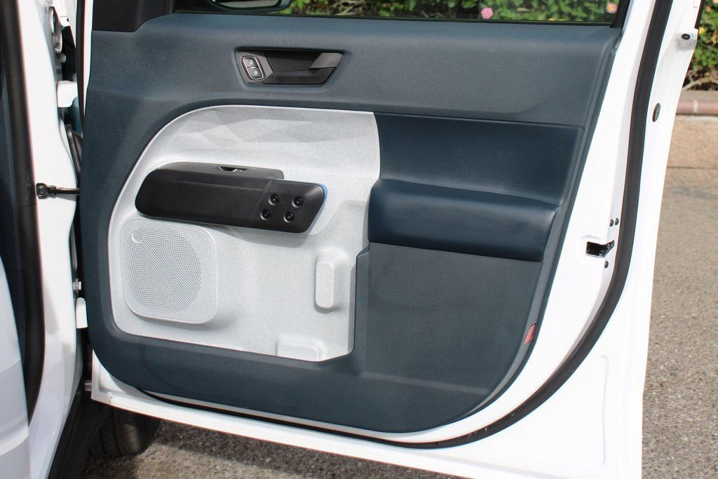 Used 2025 Ford Maverick XLT w/ Equipment Group 302A image 41