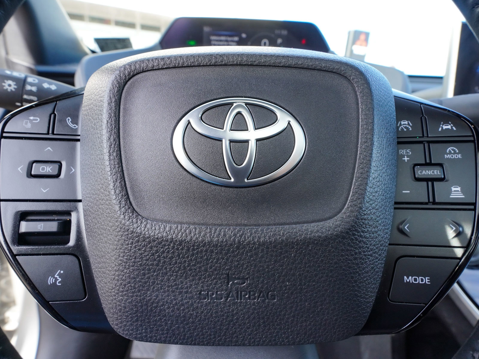 Used 2025 Toyota bZ4X AWD image 26