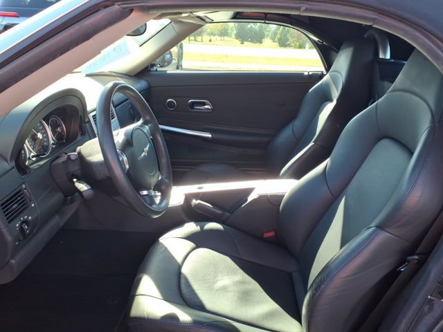 Used 2006 Chrysler Crossfire Limited RWD image 23