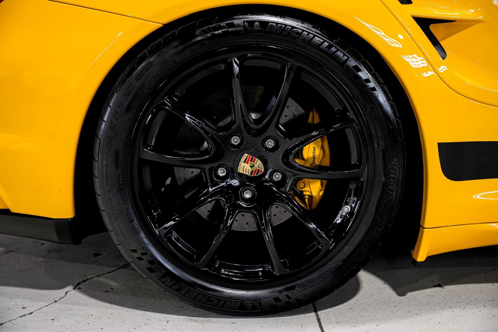 Used 2008 Porsche 911 GT2 RWD image 42