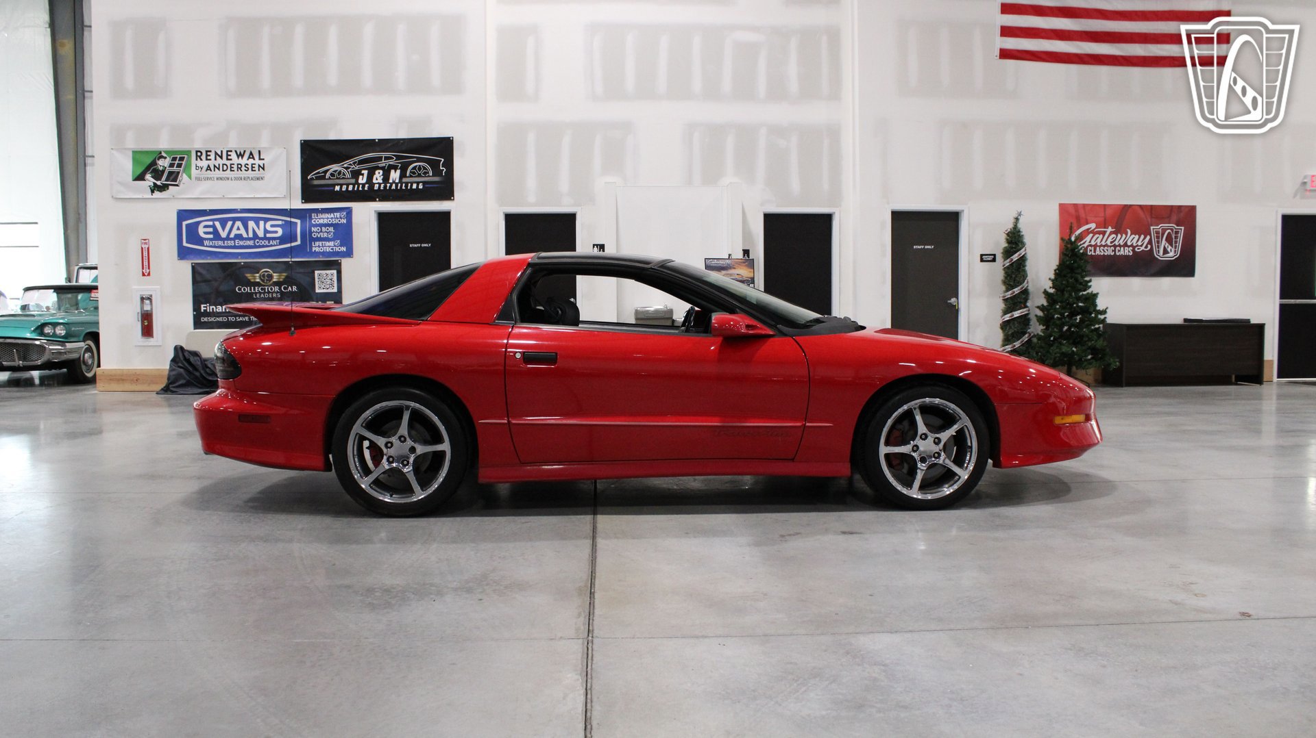 Used 1994 Pontiac Firebird Coupe image 25