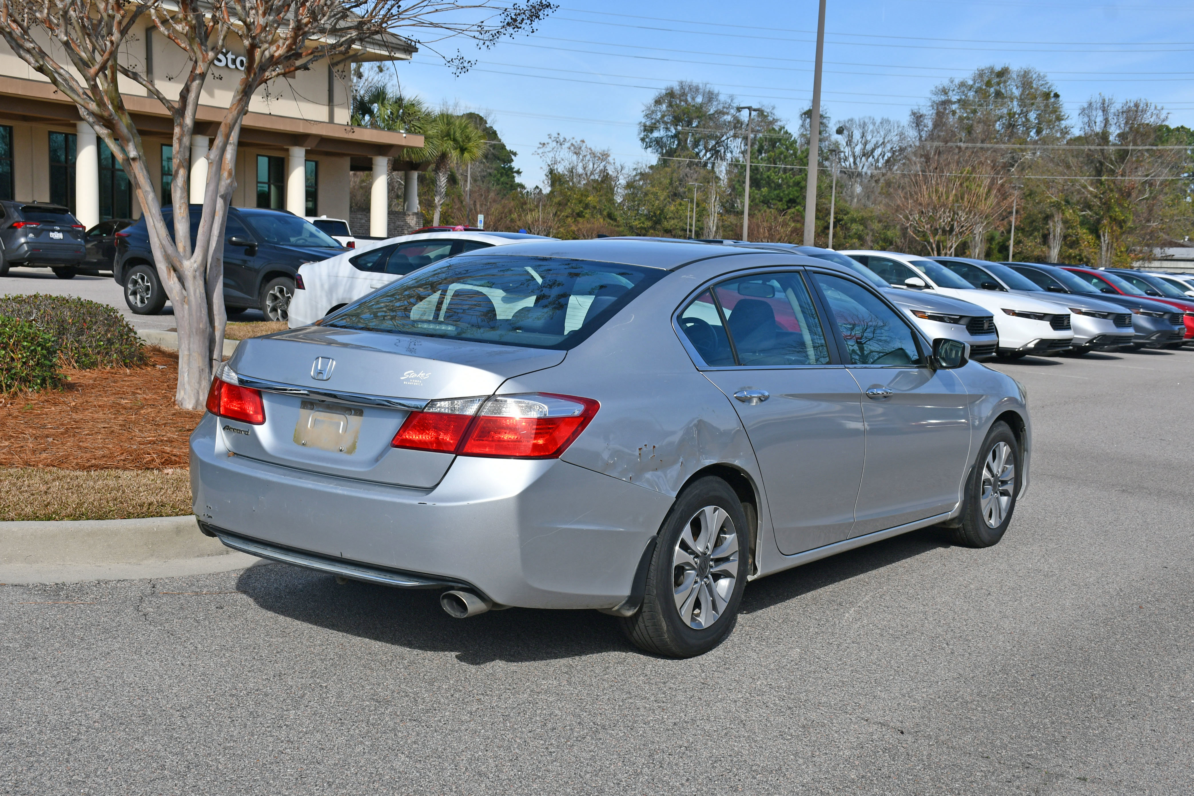 Used 2014 Honda Accord LX image 4