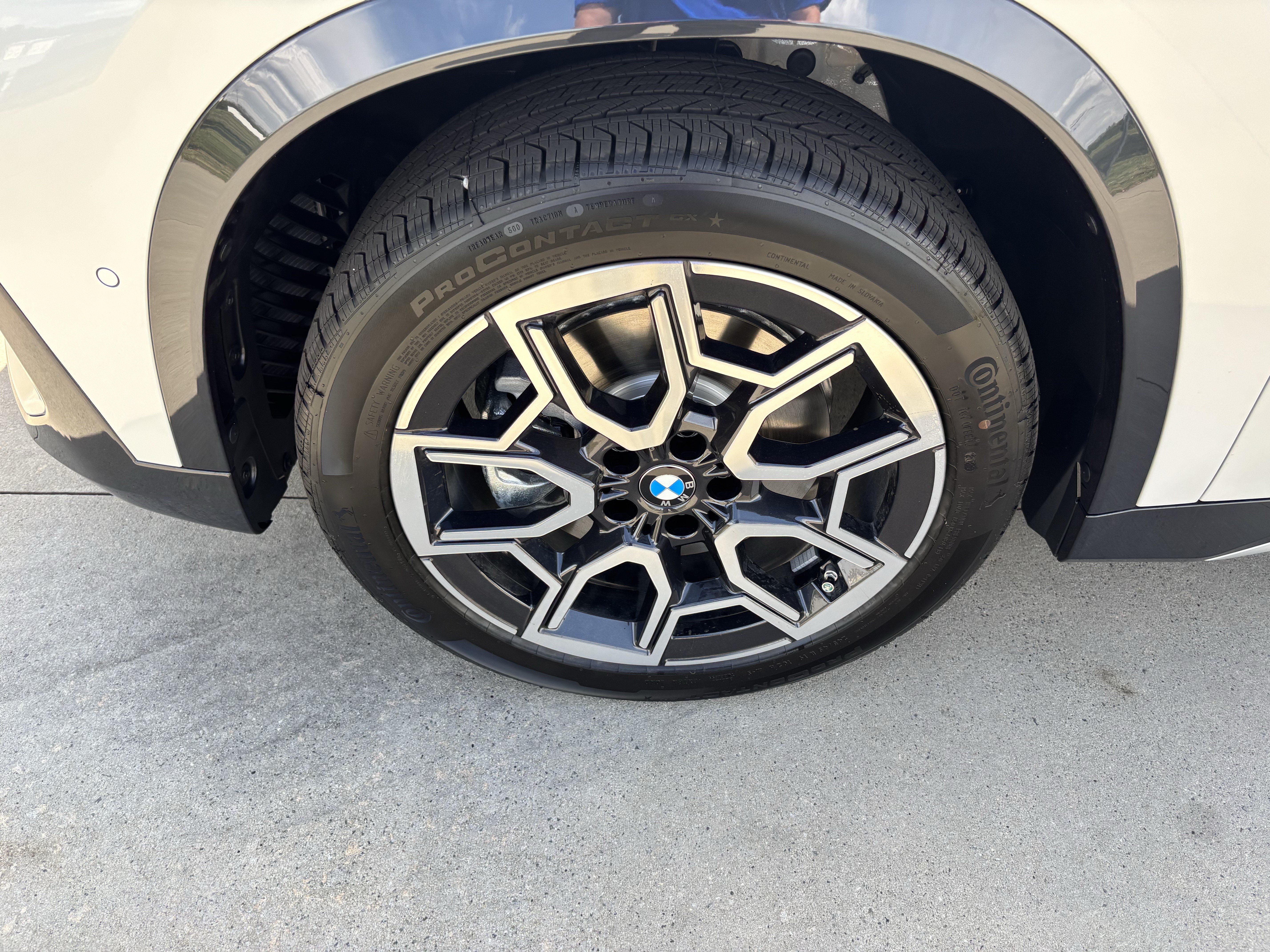 New 2026 BMW X1 xDrive28i w/ Convenience Package AWD/4WD image 13
