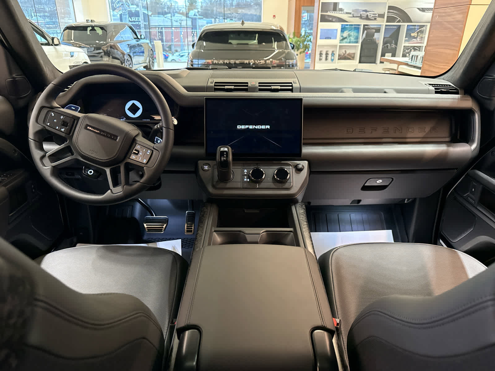 New 2026 Land Rover Defender 110 OCTA image 8