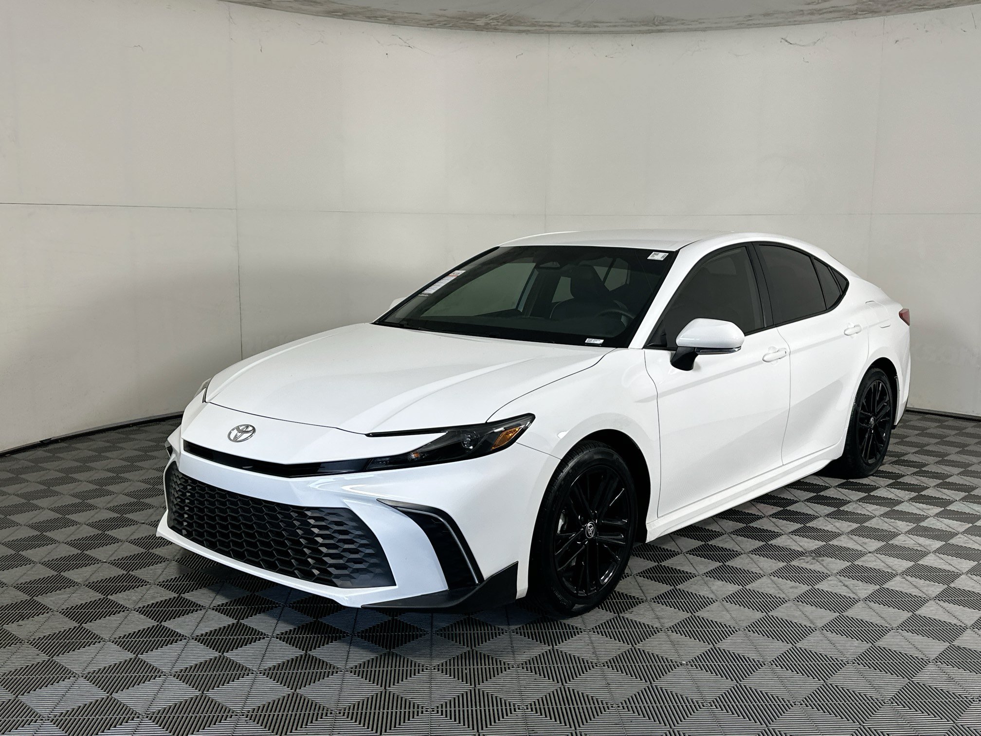 Certified 2026 Toyota Camry SE FWD image 7