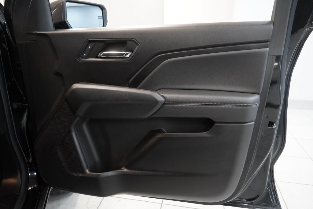 Used 2023 Chevrolet Colorado LT w/ LT Convenience Package AWD/4WD image 33