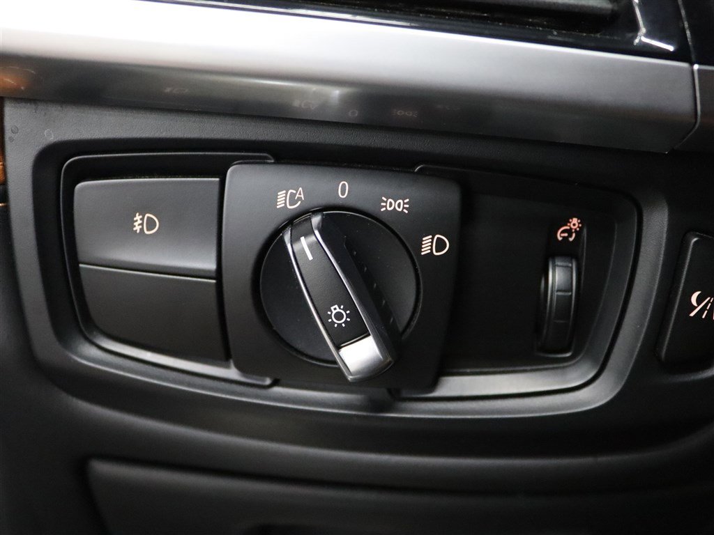 Used 2019 BMW X6 M w/ Executive Package image 35