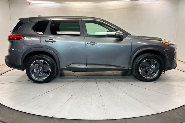 Used 2025 Nissan Rogue SV FWD image 6