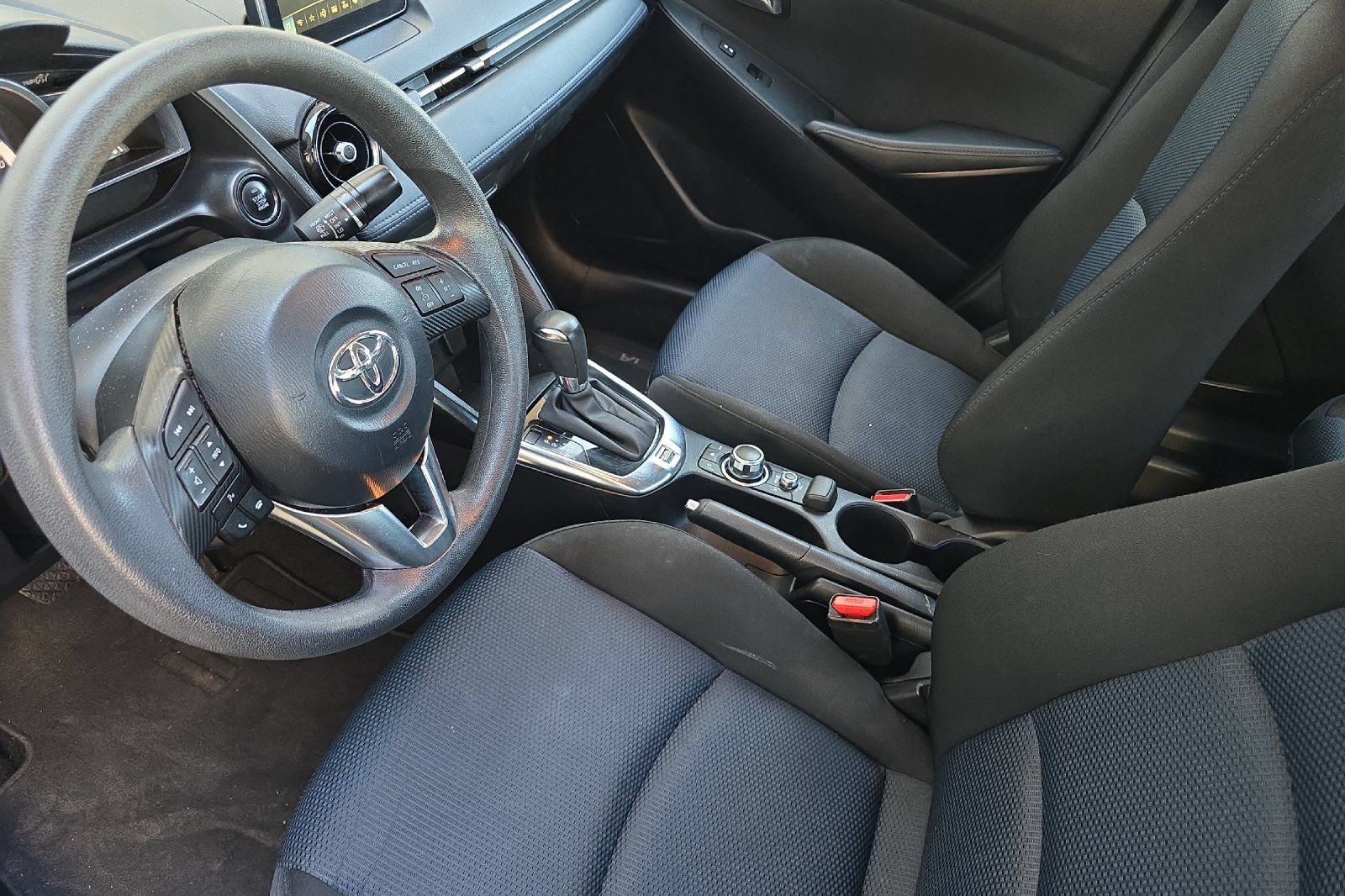 Used 2018 Toyota Yaris iA FWD image 7