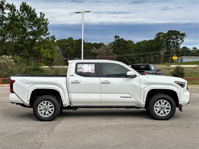 New 2026 Toyota Tacoma SR5 image 9