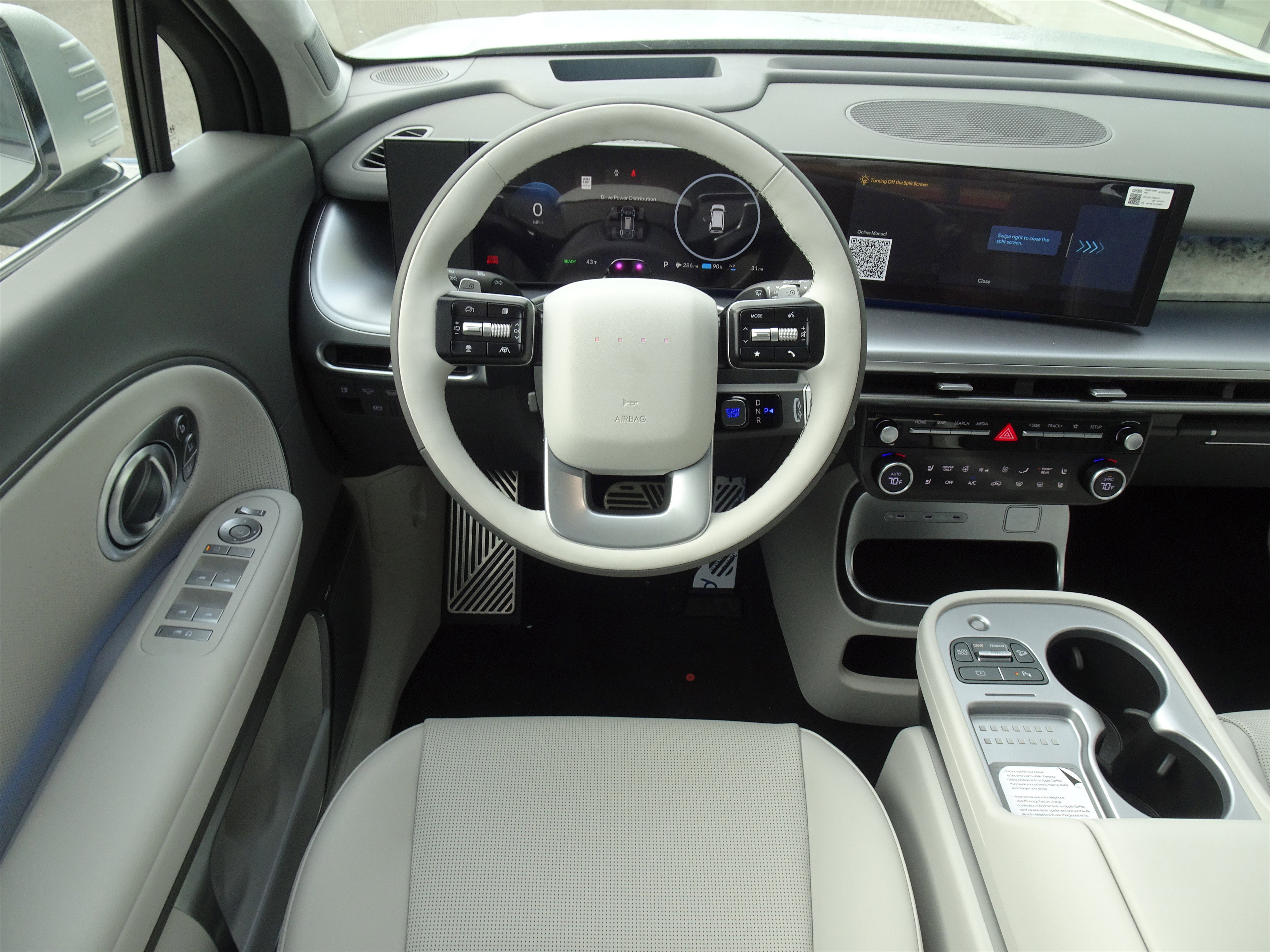 New 2026 Hyundai Ioniq 9 Calligraphy image 16