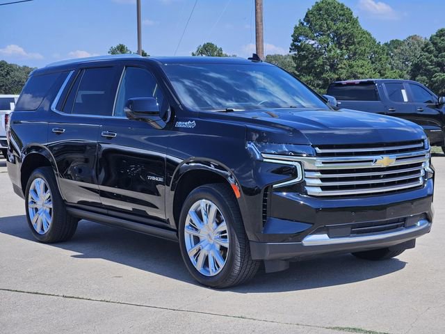 Used 2024 Chevrolet Tahoe High Country w/ Premium Package image 2