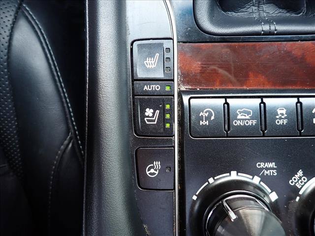Used 2017 Lexus LX 570 4WD w/ Luxury Package image 21
