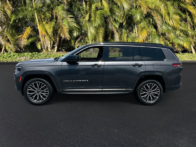New 2026 Jeep Grand Cherokee L Summit w/ Advanced Protech Group IV AWD/4WD image 8