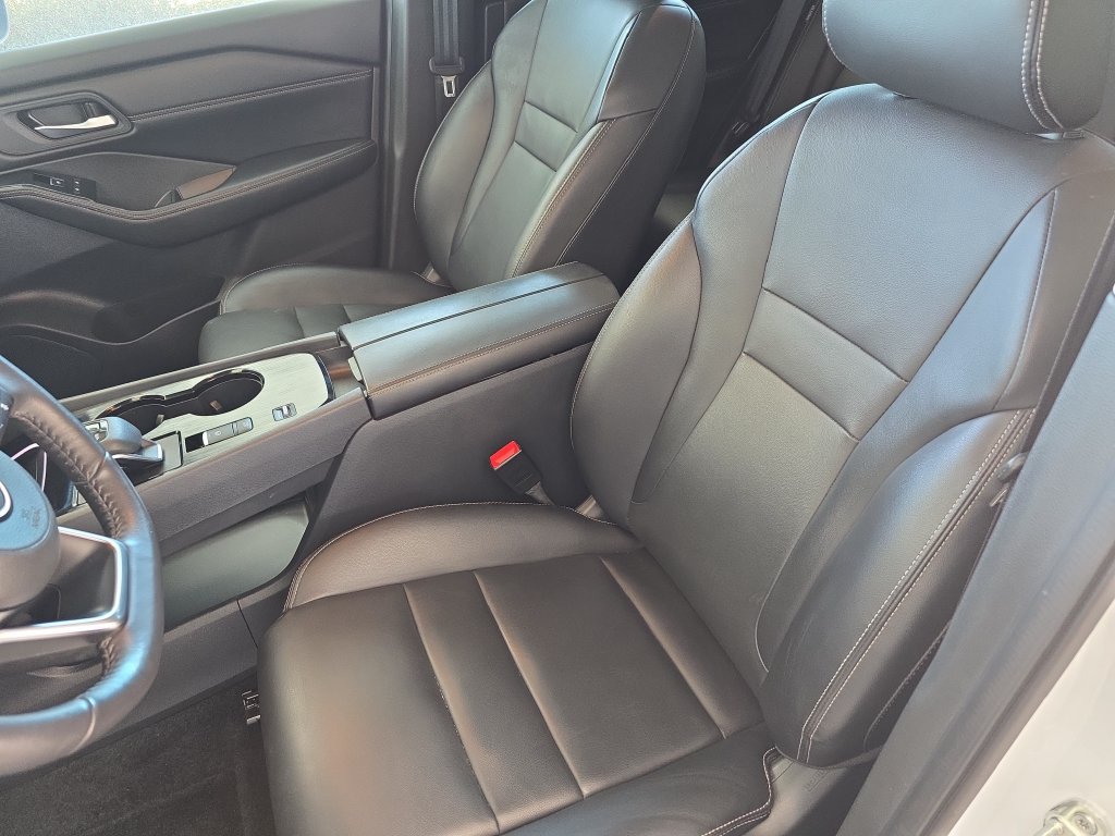 Used 2024 Nissan Rogue SL w/ SL Premium Package FWD image 21