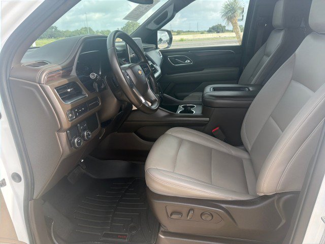 Used 2023 Chevrolet Suburban LT RWD image 5