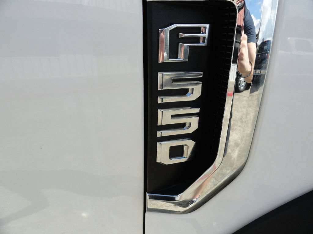 Used 2017 Ford F550 2WD Regular Cab Super Duty image 24