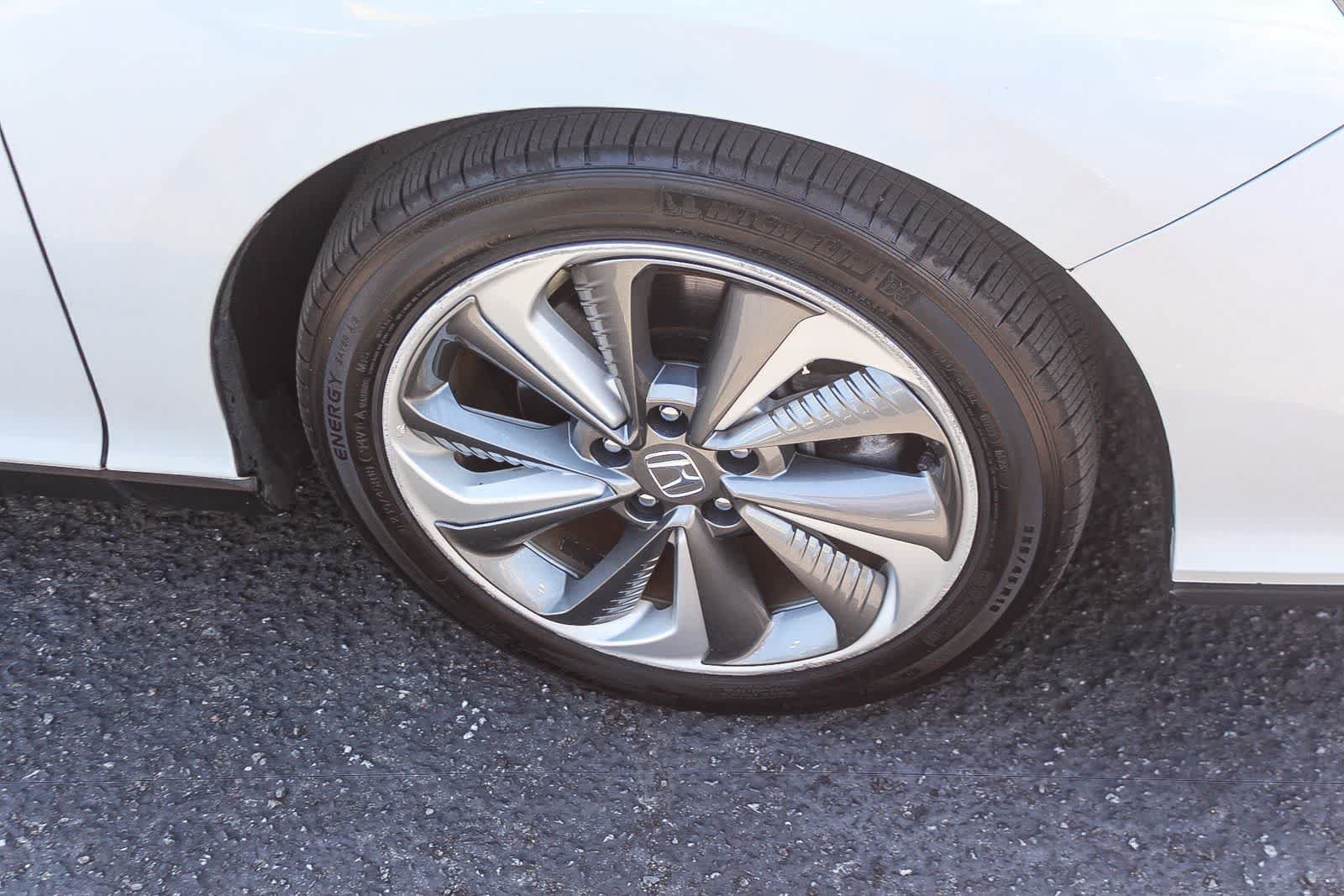 Used 2018 Honda Clarity Plug-In Hybrid image 12