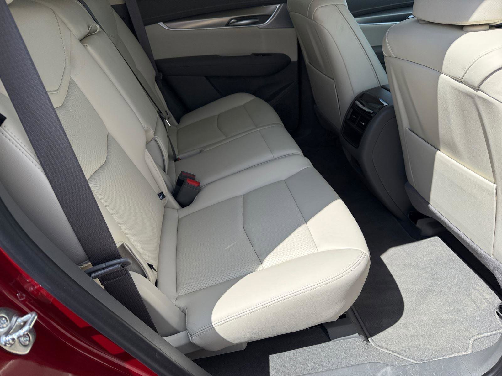 New 2026 Cadillac XT5 Premium Luxury w/ Driver Assist Package image 18