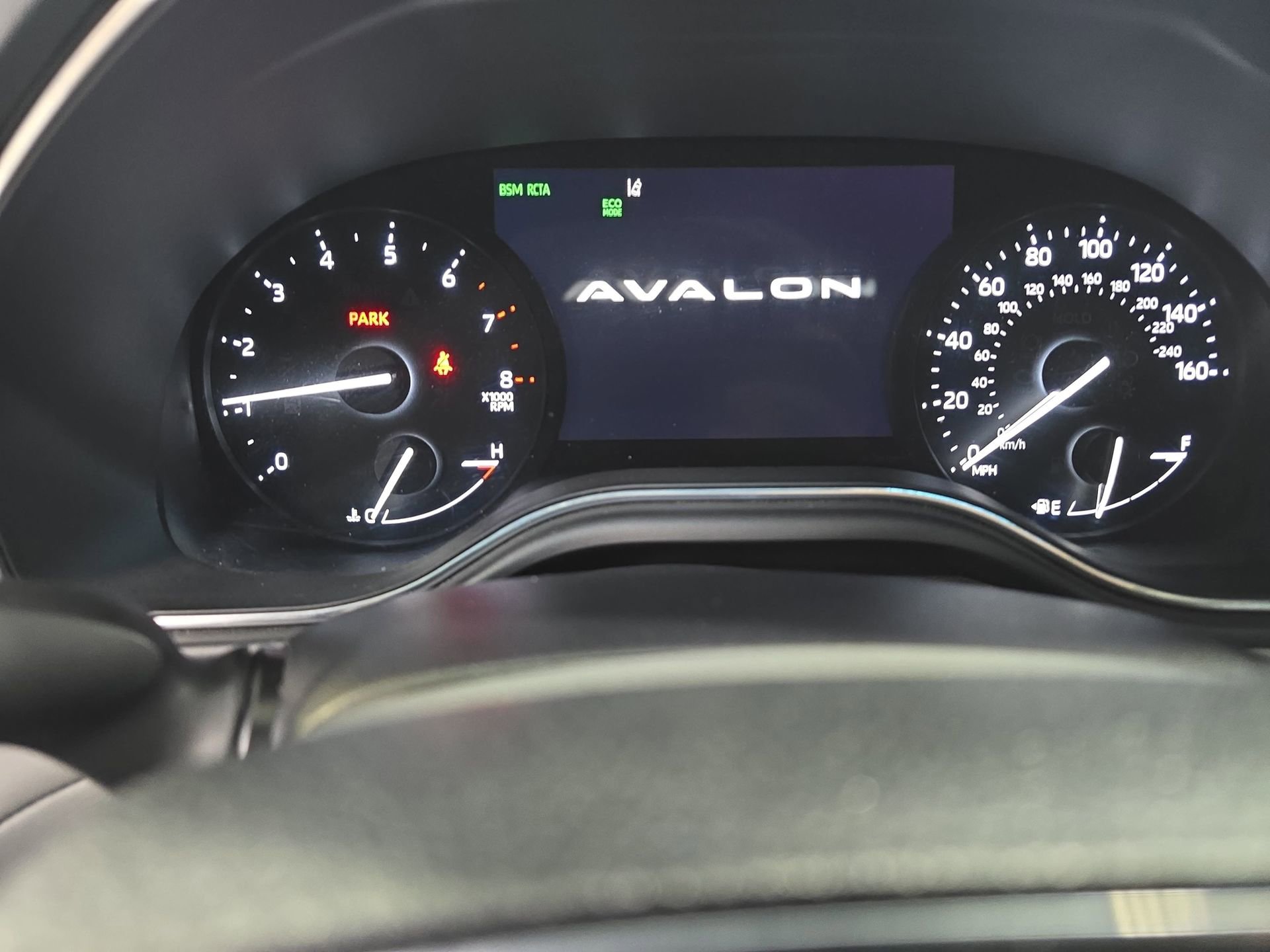 Used 2021 Toyota Avalon XLE FWD image 19