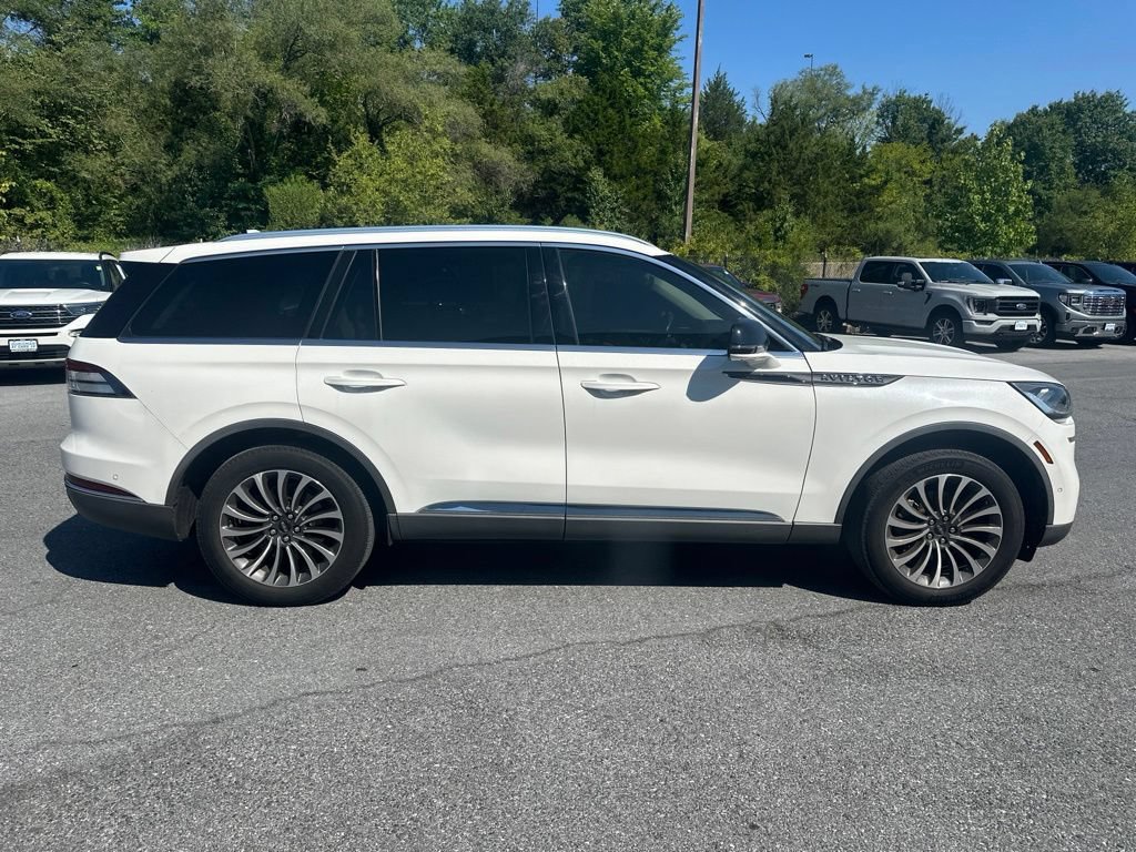 Used 2020 Lincoln Aviator Reserve w/ Equipment Group 201A AWD/4WD image 4