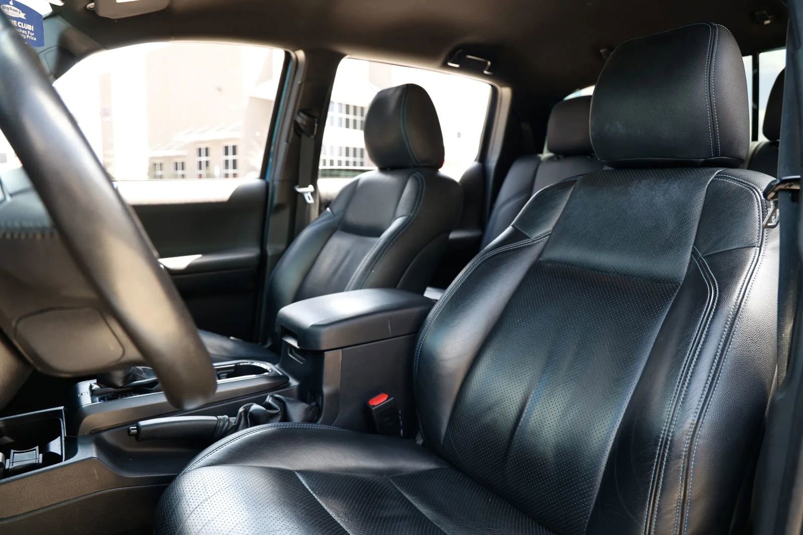 Used 2019 Toyota Tacoma TRD Sport RWD image 6