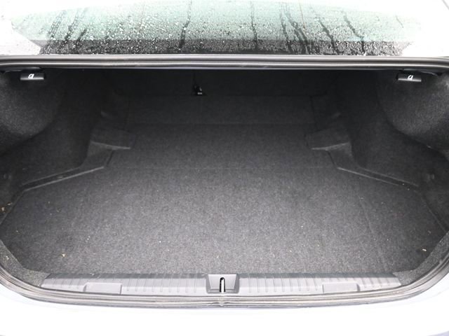 Used 2025 Subaru Legacy Limited image 6