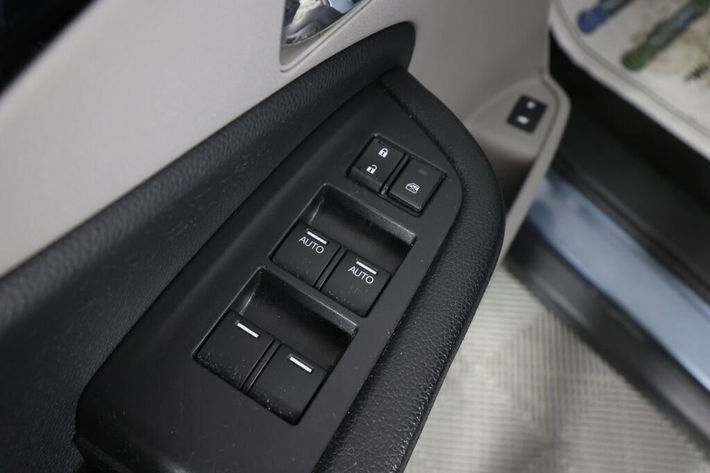 Used 2018 Honda Pilot Touring image 35