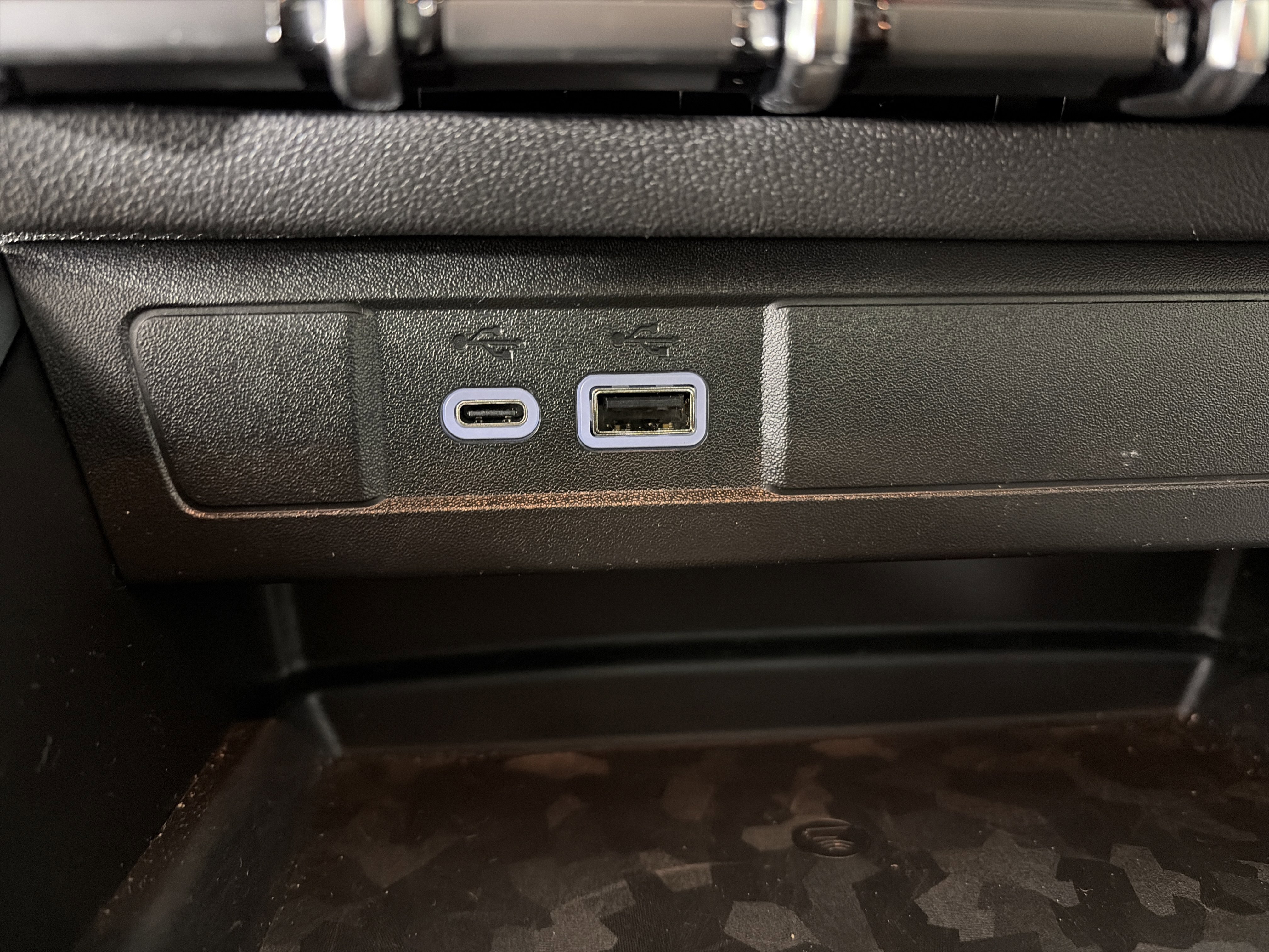 Certified 2025 Chevrolet Colorado ZR2 w/ Midnight Edition image 27