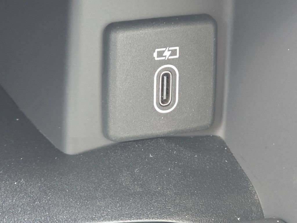 New 2026 Land Rover Discovery S AWD/4WD image 19
