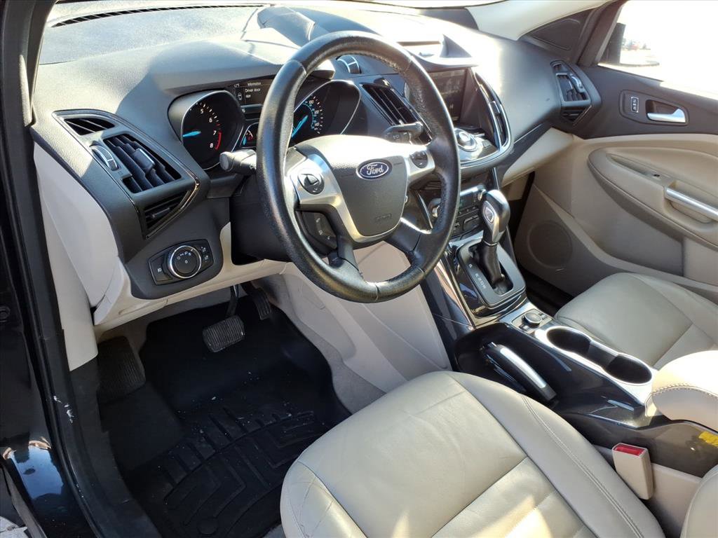 Used 2015 Ford Escape Titanium image 9