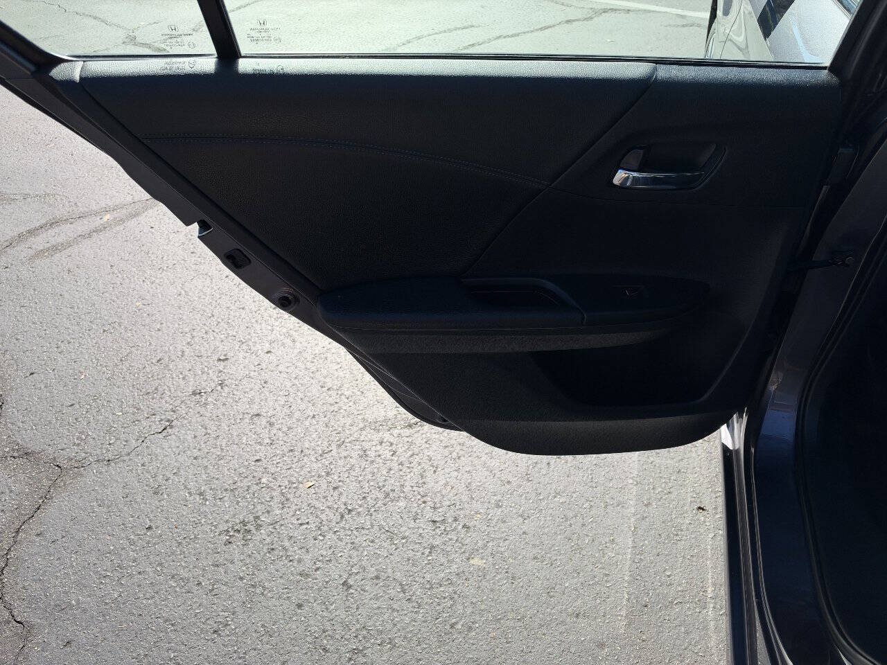 Used 2015 Honda Accord EX-L image 15