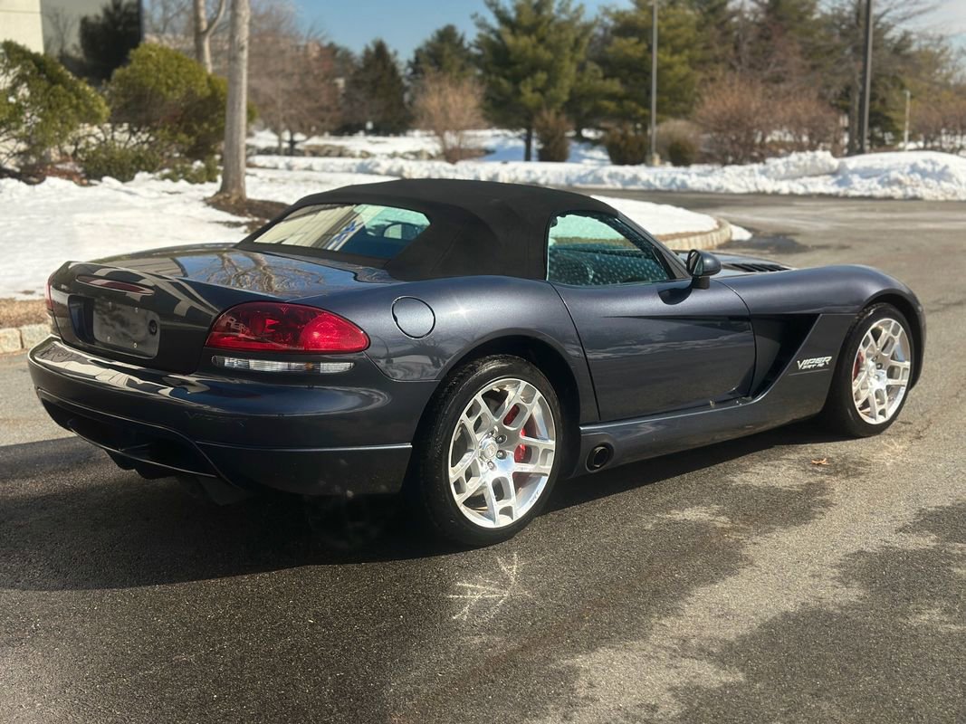 Used 2006 Dodge Viper SRT-10 RWD image 9