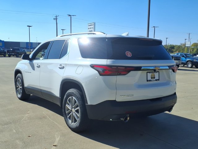 Used 2023 Chevrolet Traverse LT FWD image 3