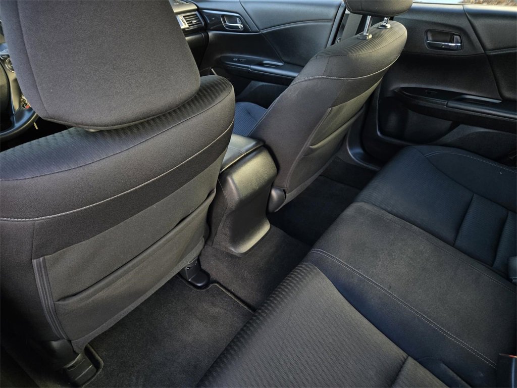 Used 2015 Honda Accord Sport image 10