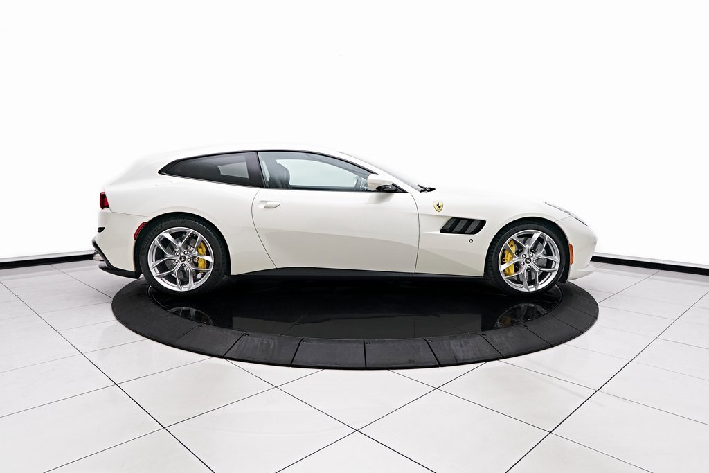 Used 2019 Ferrari GTC4Lusso T image 16