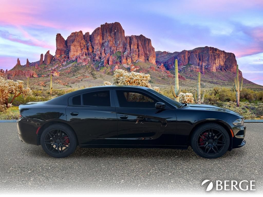 Used 2016 Dodge Charger SE w/ Popular Equipment Group RWD image 8