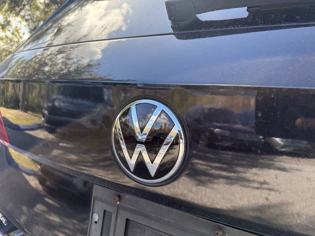 Used 2022 Volkswagen Taos SE image 7