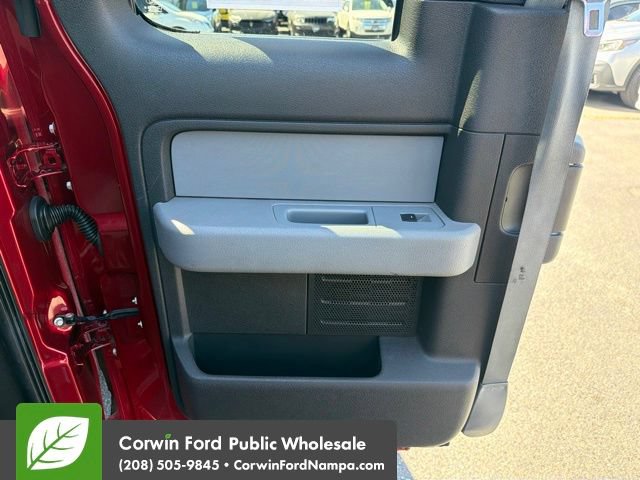Used 2014 Ford F150 XLT w/ Equipment Group 302A Luxury AWD/4WD image 28