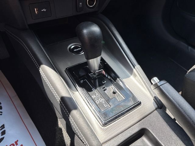 Used 2025 Mitsubishi Outlander Sport ES AWD/4WD image 18