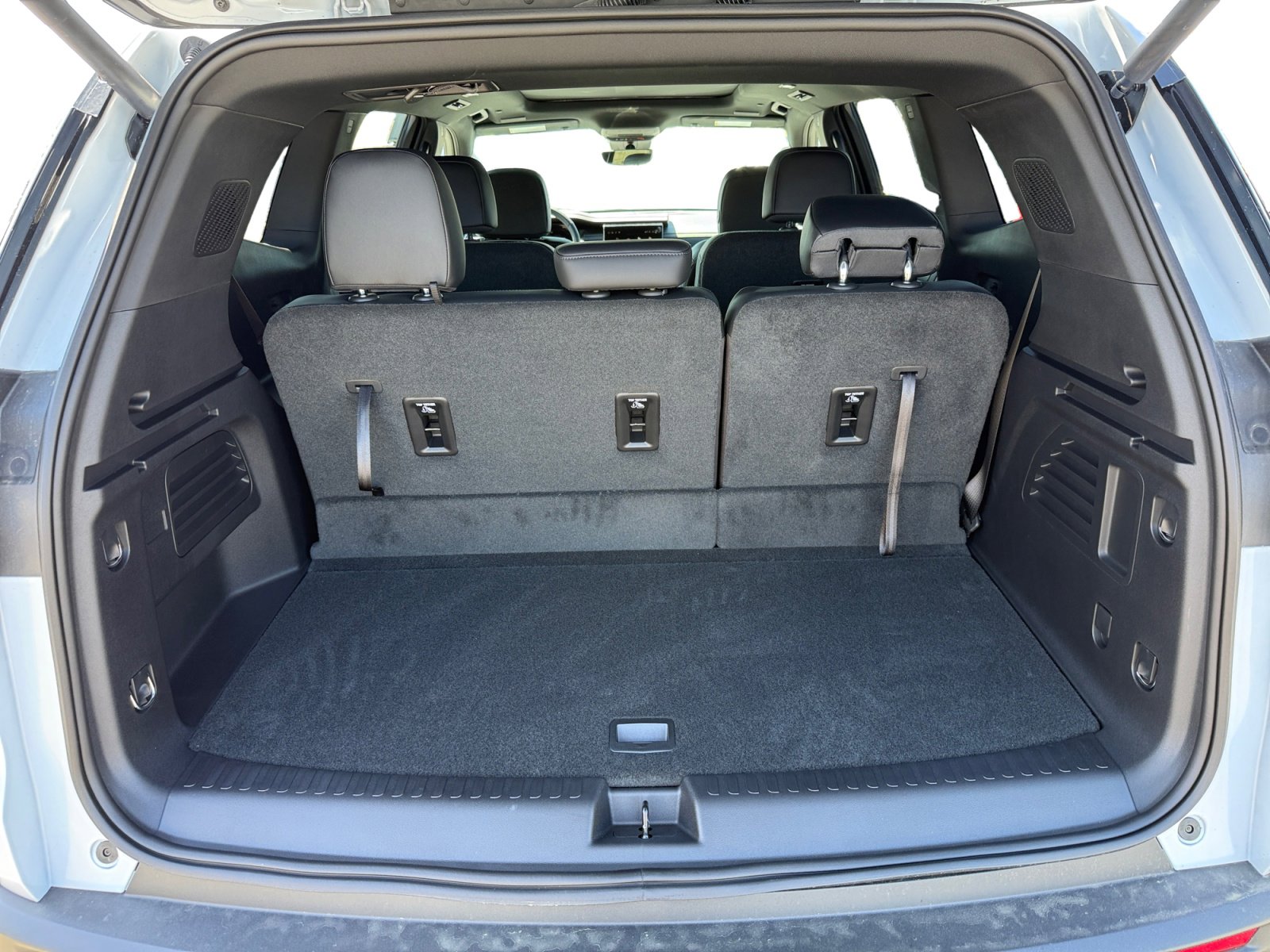 New 2026 GMC Acadia Elevation w/ Elevation Premium Package image 17