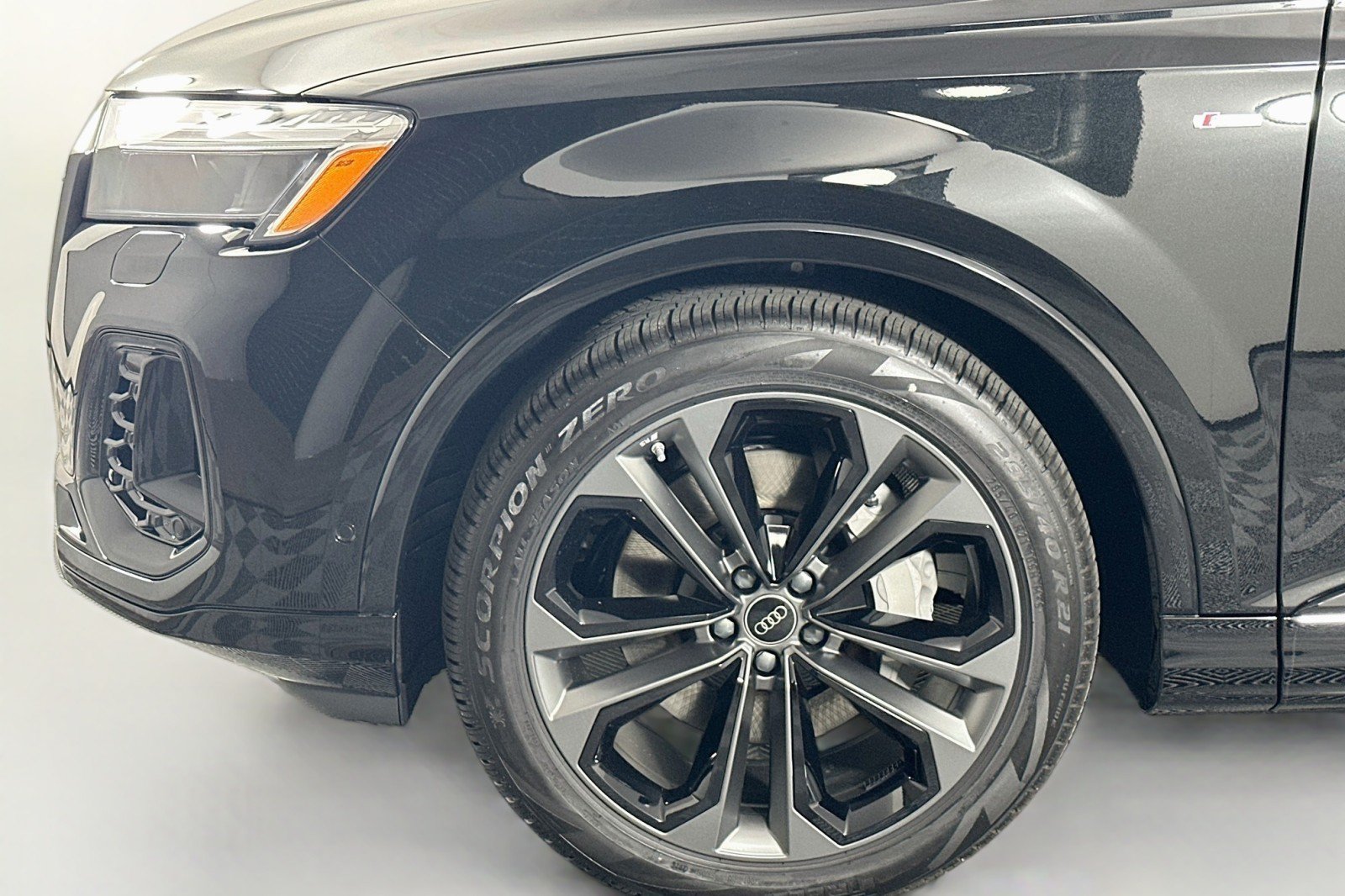 New 2026 Audi Q7 Premium Plus AWD/4WD image 11