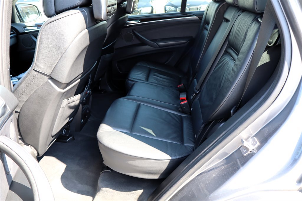 Used 2011 BMW X5 xDrive50i AWD/4WD image 18