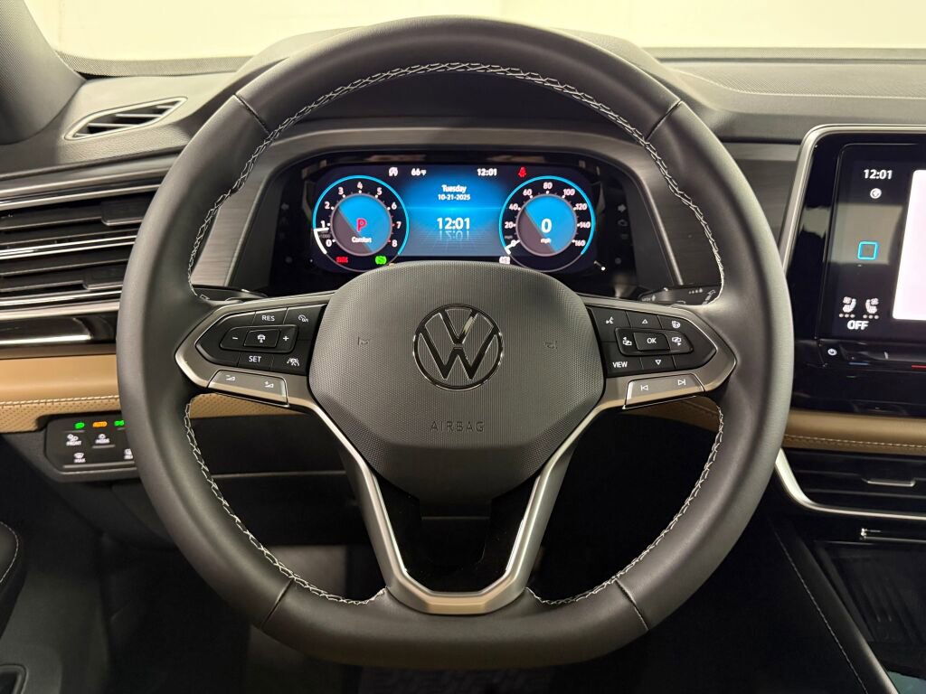 New 2026 Volkswagen Atlas Cross Sport SE image 11