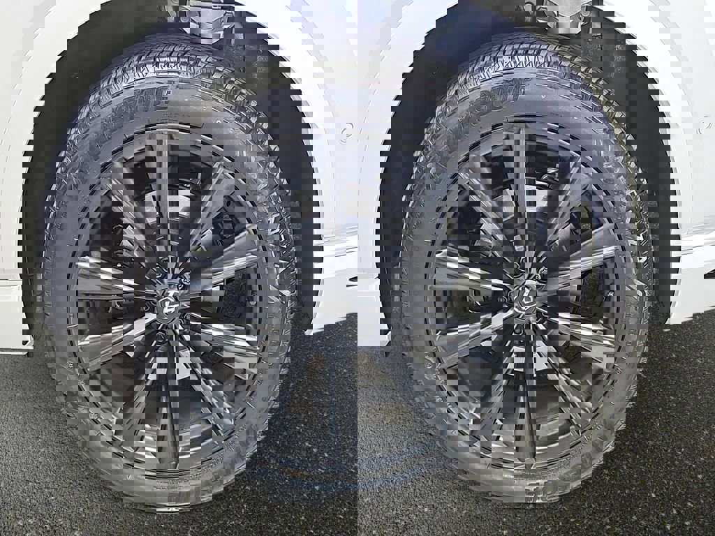 Certified 2024 Lexus RX 500h F Sport w/ Convenience Package image 34