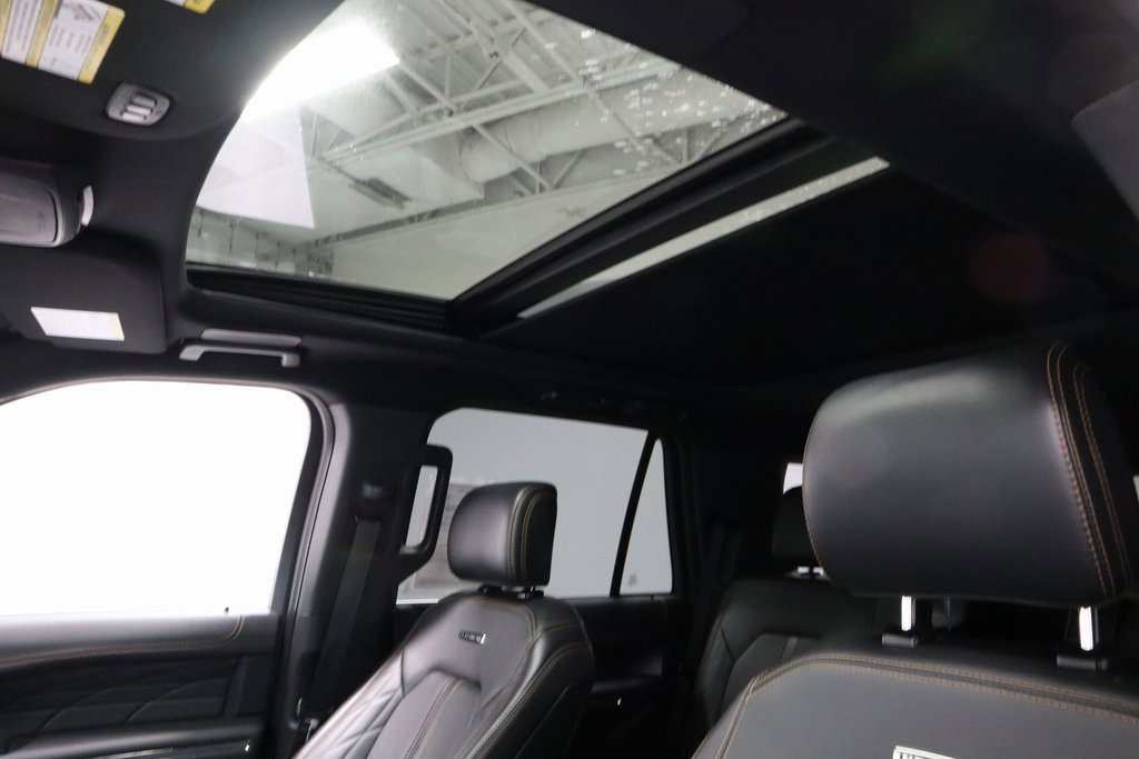 Certified 2022 Ford Expedition Platinum image 35
