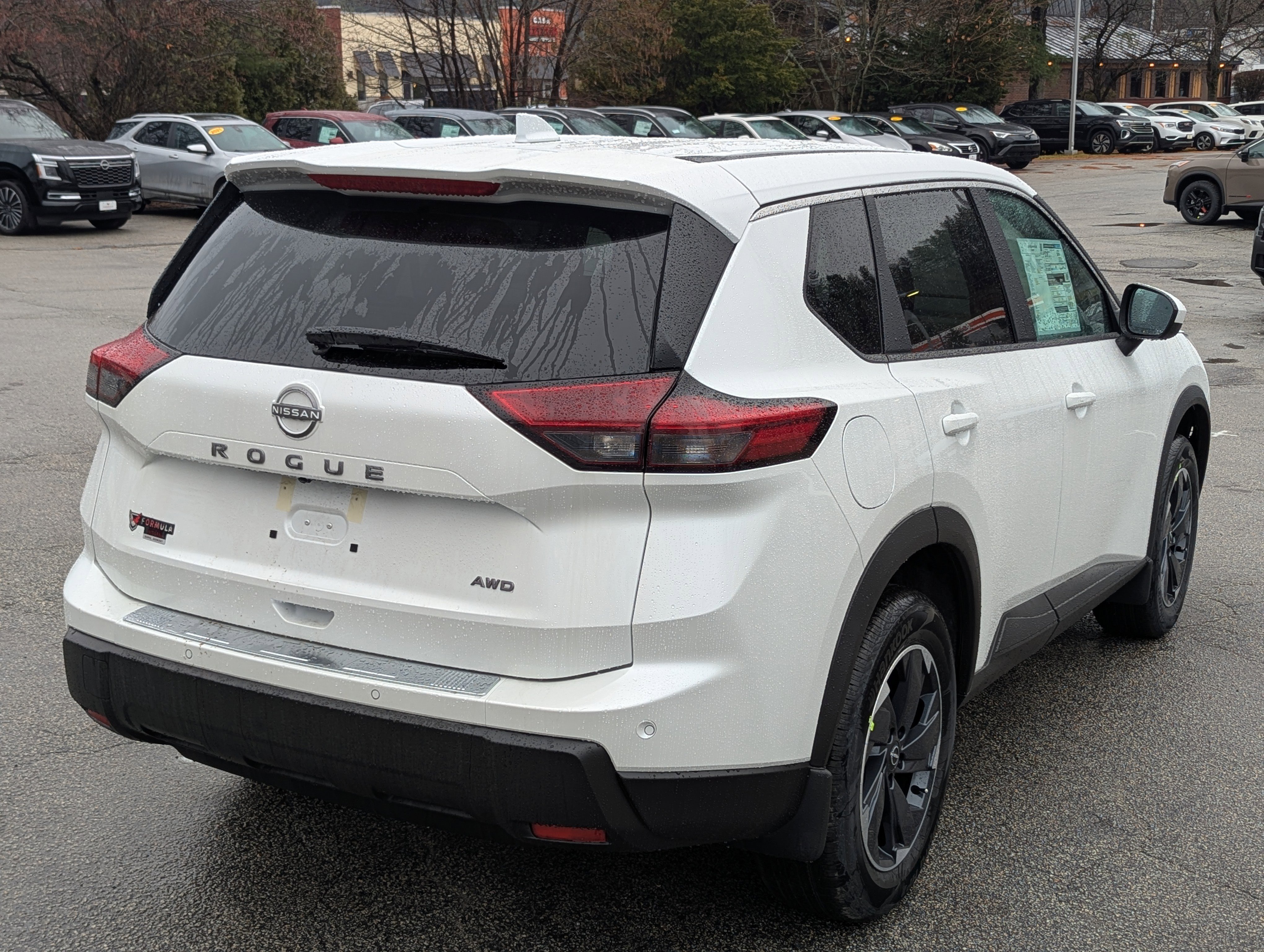New 2026 Nissan Rogue SV image 7